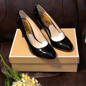 Michael Kors black pumps. Size 10.